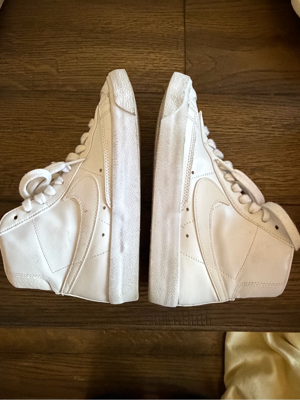 Nike Blazer Mid '77 Vintage "White" Women's High Top Shoe